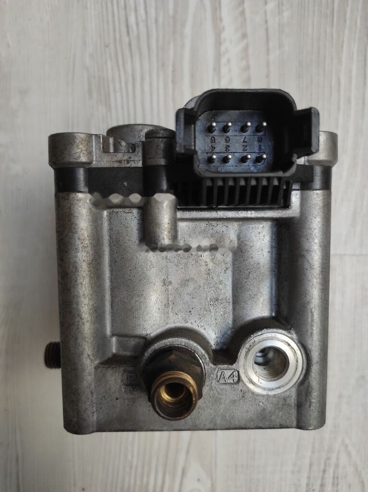 Scania truck - Engine and parts for Truck: picture 3 Scania truck - Engine and parts for Truck: picture 3