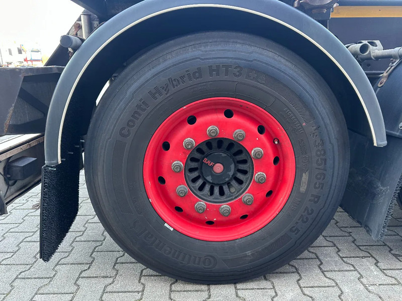 Container transporter/ Swap body semi-trailer Burg 20FT + 20FT SWAP ADR (EX/II, EX/III, FL, AT) Chassis, empty weight: 3.690kg, SAF INTRADISC, 2x Liftaxle, NL-chassis, APK/ADR: 08: picture 13