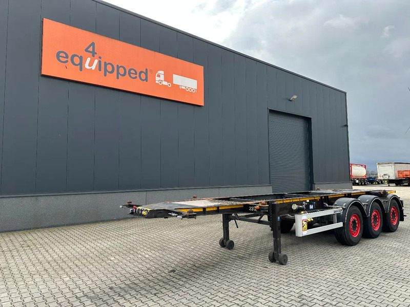 Burg 20FT / 20FT SWAP ADR (EX/II, EX/III, FL, AT), Leergewicht : 3.690kg, SAF INTRADISC, 2x Liftachse, NL-Chassis, APK/ADR: 10-2025 - Container transporter/ Swap body semi-trailer: picture 1 Burg 20FT / 20FT SWAP ADR (EX/II, EX/III, FL, AT), Leergewicht : 3.690kg, SAF INTRADISC, 2x Liftachse, NL-Chassis, APK/ADR: 10-2025 - Container transporter/ Swap body semi-trailer: picture 1