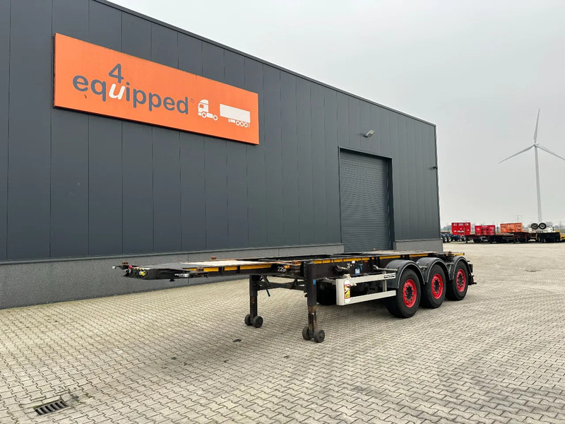 Burg 20FT ADR (EX/II, EX/III, FL, AT) Chassis, Empty weight : 3.690kg, SAF INTRADISC, 2x Liftaxle, NL-chassis - Container transporter/ Swap body semi-trailer: picture 1 Burg 20FT ADR (EX/II, EX/III, FL, AT) Chassis, Empty weight : 3.690kg, SAF INTRADISC, 2x Liftaxle, NL-chassis - Container transporter/ Swap body semi-trailer: picture 1
