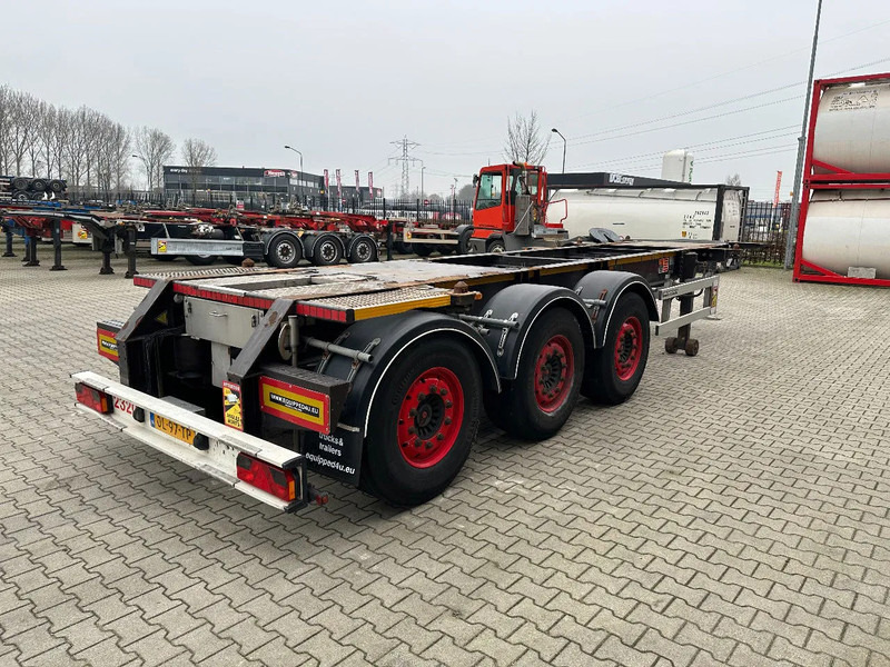 Burg 20FT ADR (EX/II, EX/III, FL, AT) Chassis, Leergewicht : 3.690kg, SAF INTRADISC, 2x Liftachse, NL-Chassis - Container transporter/ Swap body semi-trailer: picture 3 Burg 20FT ADR (EX/II, EX/III, FL, AT) Chassis, Leergewicht : 3.690kg, SAF INTRADISC, 2x Liftachse, NL-Chassis - Container transporter/ Swap body semi-trailer: picture 3