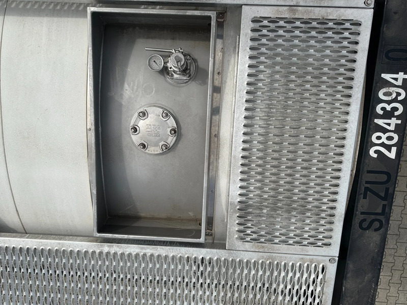 Tank container CIMC 20FT ISO /  25.030L - 1 comp. / L4BN / UN Portable / T11 /  test: 10 -2026: picture 15