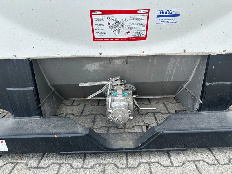 Tank container CIMC 20FT ISO /  25.030L - 1 comp. / L4BN / UN Portable / T11 /  test: 10 -2026: picture 8