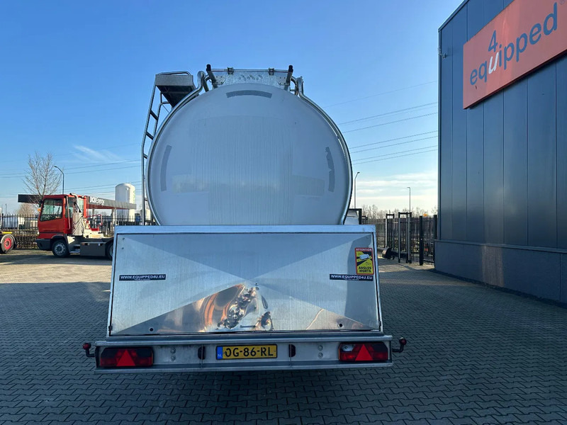 Feldbinder FOOD / LEVENSMIDDELEN/ LEBENSMITTEL / 33.500L / 3-COMP / PUMP / NL-trailer / APK: 05-2026 - Tanker semi-trailer: picture 4 Feldbinder FOOD / LEVENSMIDDELEN/ LEBENSMITTEL / 33.500L / 3-COMP / PUMP / NL-trailer / APK: 05-2026 - Tanker semi-trailer: picture 4