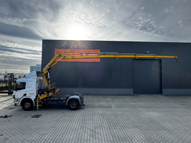 Scania P114-340 + HIAB 19-5 crane + remote / Euro-3 / 3 pedals / NL-truck / APK: 12-2025 - Crane truck: picture 5 Scania P114-340 + HIAB 19-5 crane + remote / Euro-3 / 3 pedals / NL-truck / APK: 12-2025 - Crane truck: picture 5