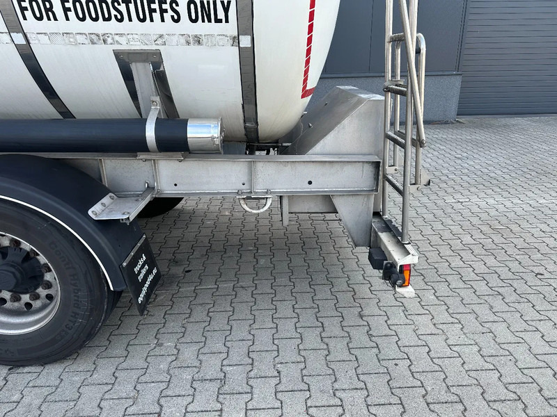 Tanker semi-trailer for transportation of food Van Hool LEBENSMITTEL / RVS Rahmen / Leergewicht: 5.860kg / 29.500L / 1-Kammer+ 1 Schwallwand / Scheibebremse / NL / APK: picture 17