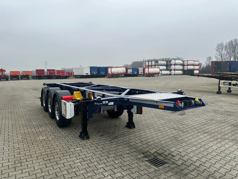 Van Hool NEW / DIRECT AVAILABLE 20FT ADR-CHASSIS, EMPTY WEIGHT: 3.300KG, DISCBRAKES, 3x available, ALU WHEELS - Container transporter/ Swap body semi-trailer: picture 4 Van Hool NEW / DIRECT AVAILABLE 20FT ADR-CHASSIS, EMPTY WEIGHT: 3.300KG, DISCBRAKES, 3x available, ALU WHEELS - Container transporter/ Swap body semi-trailer: picture 4