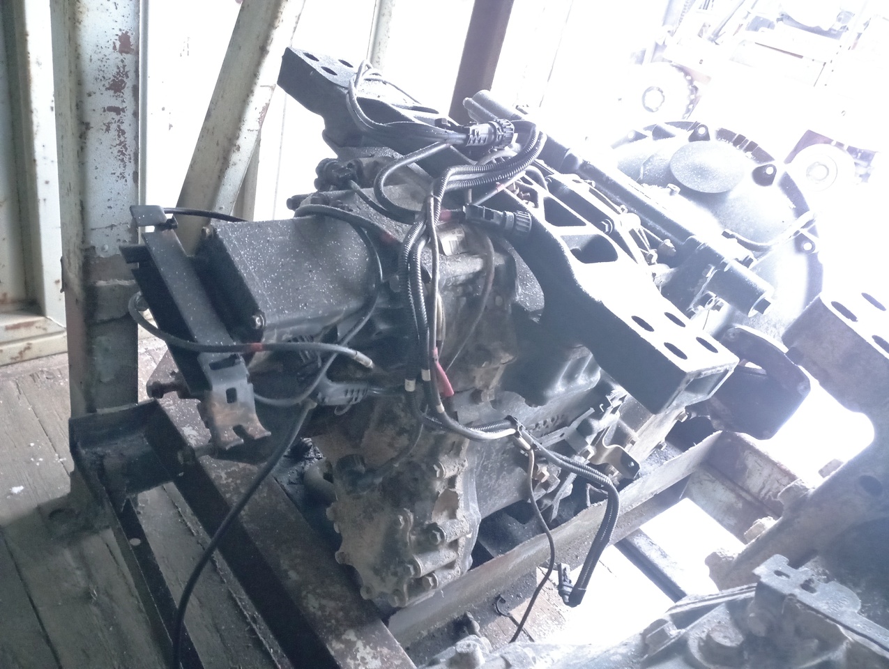 SCANIA R420, R440,G320,R480 - Gearbox for Cab chassis truck: picture 2 SCANIA R420, R440,G320,R480 - Gearbox for Cab chassis truck: picture 2