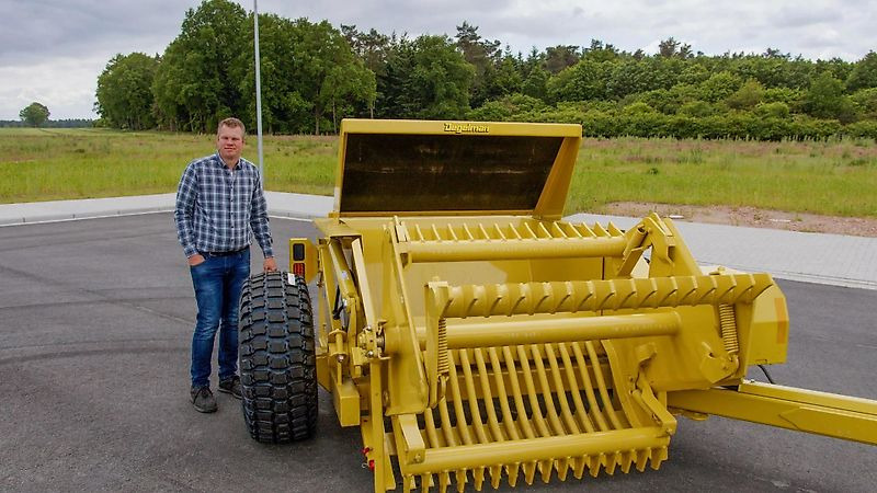 Degelman Signature 6000 - Steinsammler - Soil tillage equipment: picture 1 Degelman Signature 6000 - Steinsammler - Soil tillage equipment: picture 1