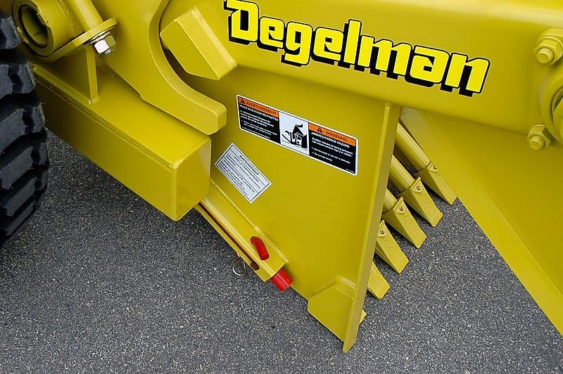 Degelman Signature 6000 - Steinsammler - Soil tillage equipment: picture 3 Degelman Signature 6000 - Steinsammler - Soil tillage equipment: picture 3
