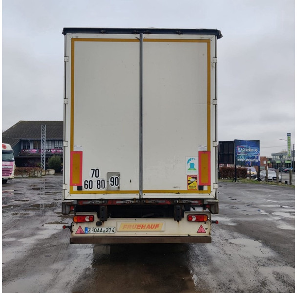 Fruehauf - Closed box semi-trailer: picture 5 Fruehauf - Closed box semi-trailer: picture 5