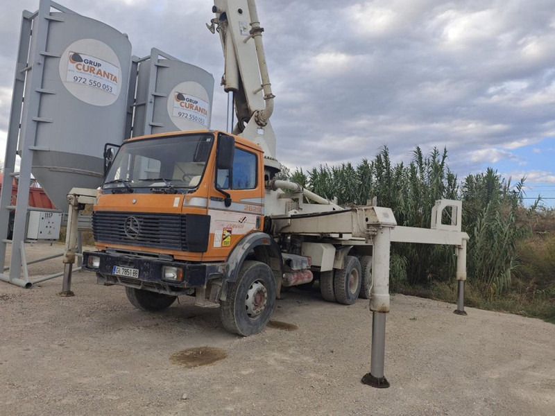 Mercedes-Benz 2629 - Stationary concrete pump: picture 1 Mercedes-Benz 2629 - Stationary concrete pump: picture 1