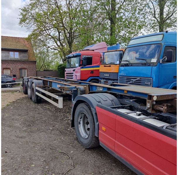 TTE Containersysteem - Container transporter/ Swap body semi-trailer: picture 2 TTE Containersysteem - Container transporter/ Swap body semi-trailer: picture 2