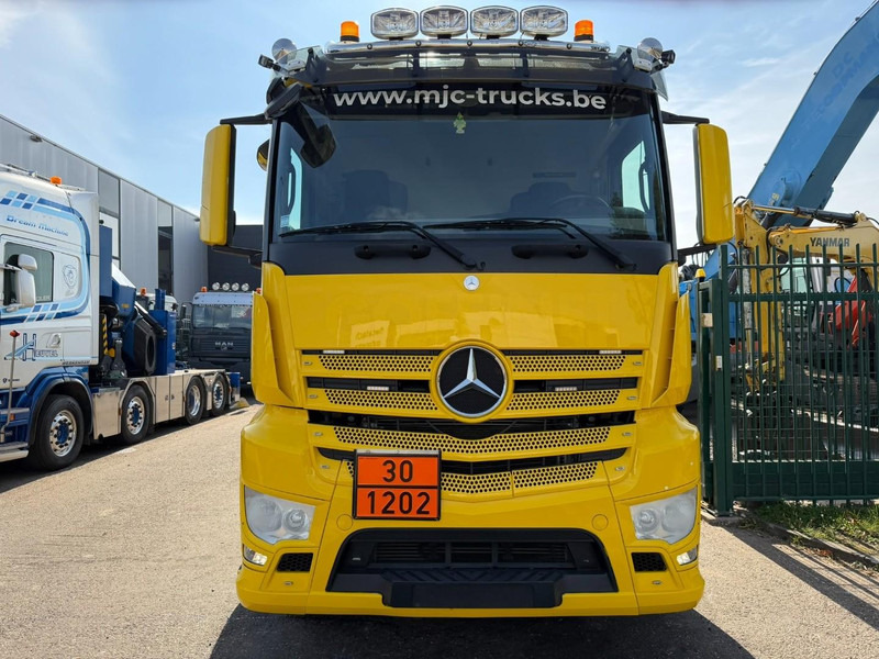 Mercedes-Benz ANTOS 2632 6x2 FUEL TANKER 16.000L - 4 COMP - DIESEL / PETROL - RETARDER - EURO 6 - LIFT / STEERING AXLE - *FULL AIR* - BE TRUCK - Tanker truck: picture 2 Mercedes-Benz ANTOS 2632 6x2 FUEL TANKER 16.000L - 4 COMP - DIESEL / PETROL - RETARDER - EURO 6 - LIFT / STEERING AXLE - *FULL AIR* - BE TRUCK - Tanker truck: picture 2
