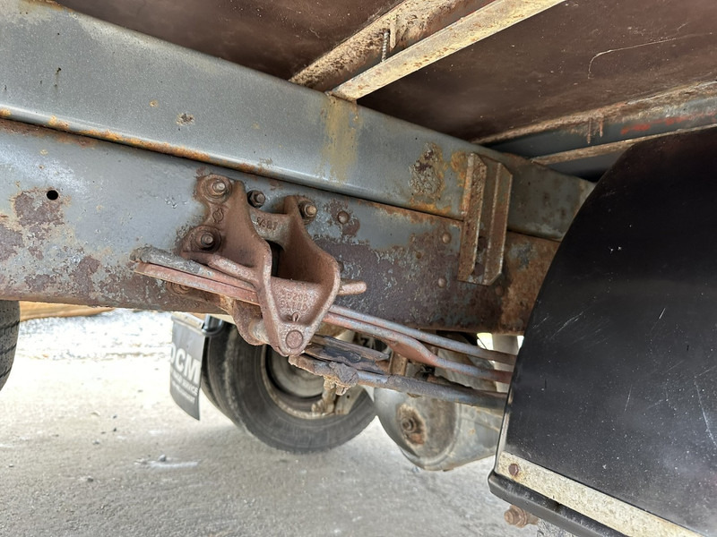 Nissan ATLEON 120 PICK-UP - STEEL SPRING - MANUAL - BELGIAN TRUCK - Dropside/ Flatbed truck: picture 5 Nissan ATLEON 120 PICK-UP - STEEL SPRING - MANUAL - BELGIAN TRUCK - Dropside/ Flatbed truck: picture 5