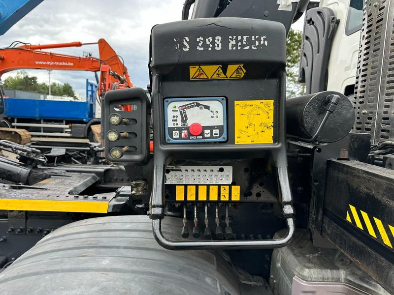 Hook lift truck, Crane truck Renault C460 8x4 HOOKLIFT + (19m!) CRANE HIAB 288 E-6 HIDUO - RADIO - 5/6 F - STEEL SPRING / HUB REDUCTION - BE TRUCK: picture 18 Hook lift truck, Crane truck Renault C460 8x4 HOOKLIFT + (19m!) CRANE HIAB 288 E-6 HIDUO - RADIO - 5/6 F - STEEL SPRING / HUB REDUCTION - BE TRUCK: picture 18