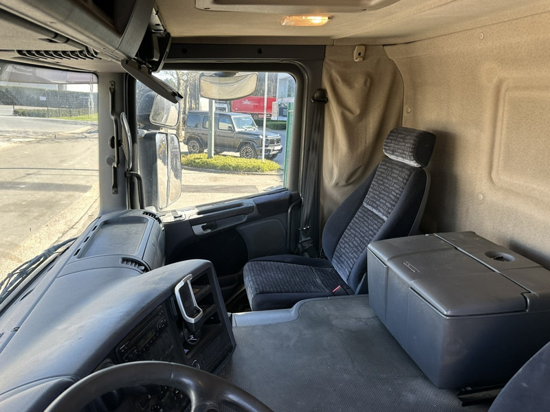 Livestock truck Scania P310 4x2 ANIMAL TRANSPORT - ALU BOX 7m - MANUAL - AIR SUSPENSION - A/C - BELGIAN TRUCK: picture 20