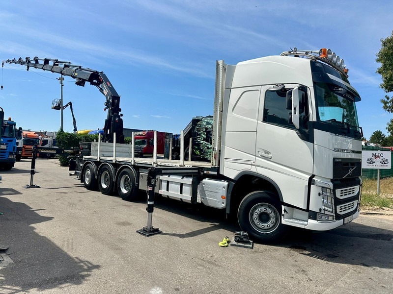Volvo FH 420 8x4 TRIDEM + (26m!) KRAAN HIAB 408 E-8 + 2 ME HIPRO + WINCH - 63.000km ONLY - CREWCAB 4 SEATER - PLATFORM 7m - TOP CONDITION - Crane truck: picture 1 Volvo FH 420 8x4 TRIDEM + (26m!) KRAAN HIAB 408 E-8 + 2 ME HIPRO + WINCH - 63.000km ONLY - CREWCAB 4 SEATER - PLATFORM 7m - TOP CONDITION - Crane truck: picture 1