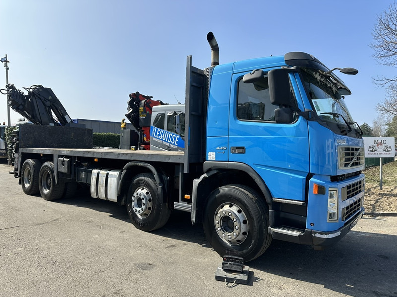 Volvo FM 440 8x4 PRITSCHE 7m20 + KRAN HIAB 288 EP-5 HIDUO + RADIO + ROTATOR - SCHALTGETRIEBE - AP ACHSEN - *395.000km* - Dropside/ Flatbed truck, Crane truck: picture 1 Volvo FM 440 8x4 PRITSCHE 7m20 + KRAN HIAB 288 EP-5 HIDUO + RADIO + ROTATOR - SCHALTGETRIEBE - AP ACHSEN - *395.000km* - Dropside/ Flatbed truck, Crane truck: picture 1