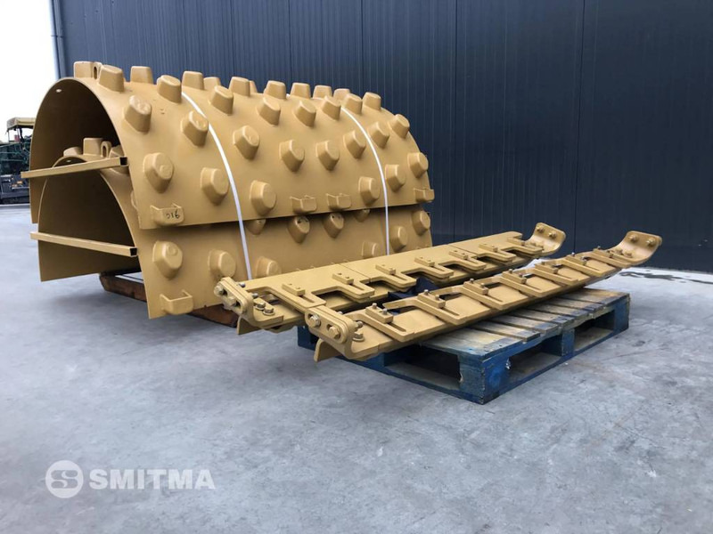 Cat CS74B - Attachment for Construction machinery: picture 2 Cat CS74B - Attachment for Construction machinery: picture 2