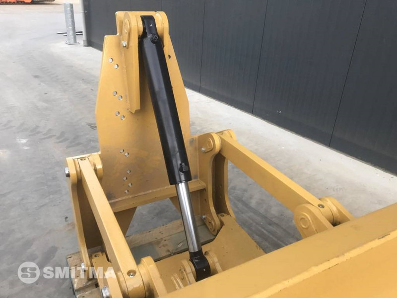 Cat 120M2 - Blade for Construction machinery: picture 5 Cat 120M2 - Blade for Construction machinery: picture 5