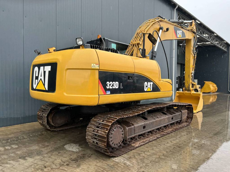 Cat 323D L - Crawler excavator: picture 4 Cat 323D L - Crawler excavator: picture 4