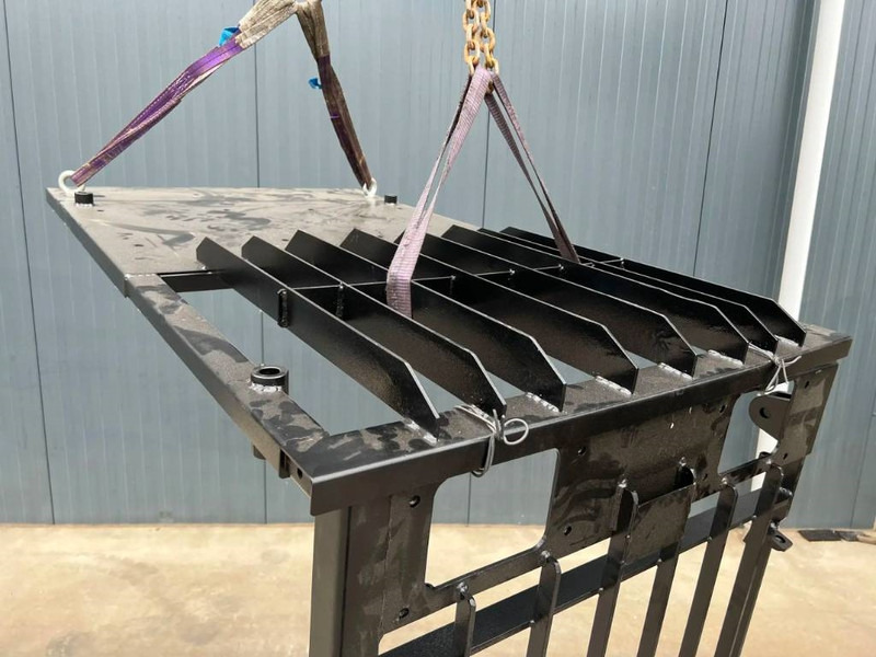 Cat 345D Guard - Cab and interior for Construction machinery: picture 2 Cat 345D Guard - Cab and interior for Construction machinery: picture 2