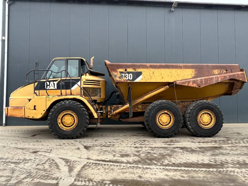 Cat 730 - Articulated dump truck: picture 2 Cat 730 - Articulated dump truck: picture 2