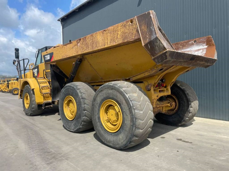 Cat 735B | 735 - Articulated dump truck: picture 2 Cat 735B | 735 - Articulated dump truck: picture 2