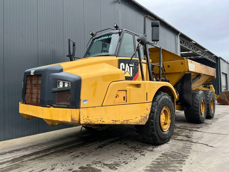 Cat 735B - Articulated dump truck: picture 1 Cat 735B - Articulated dump truck: picture 1