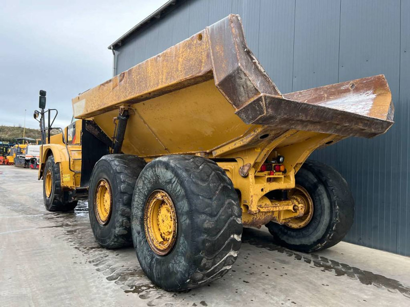 Cat 735B - Articulated dump truck: picture 2 Cat 735B - Articulated dump truck: picture 2