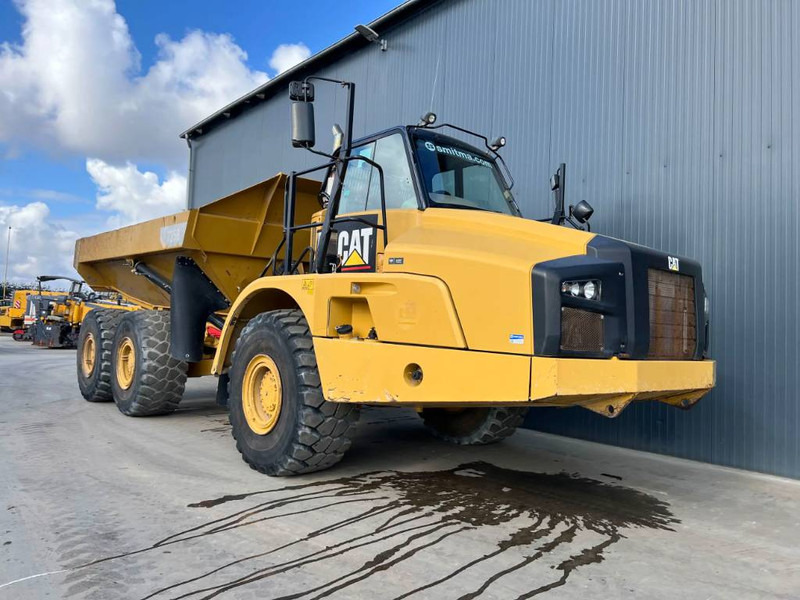 Cat 735B - Articulated dump truck: picture 3 Cat 735B - Articulated dump truck: picture 3