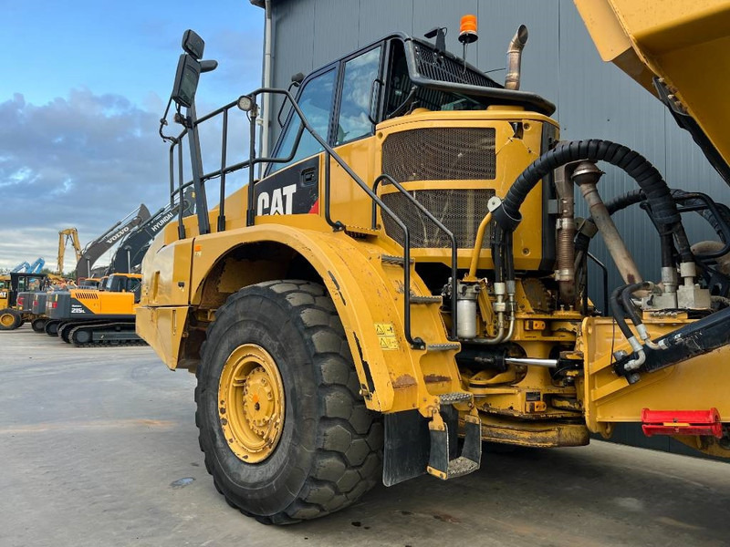 Cat 735C - Articulated dump truck: picture 5 Cat 735C - Articulated dump truck: picture 5