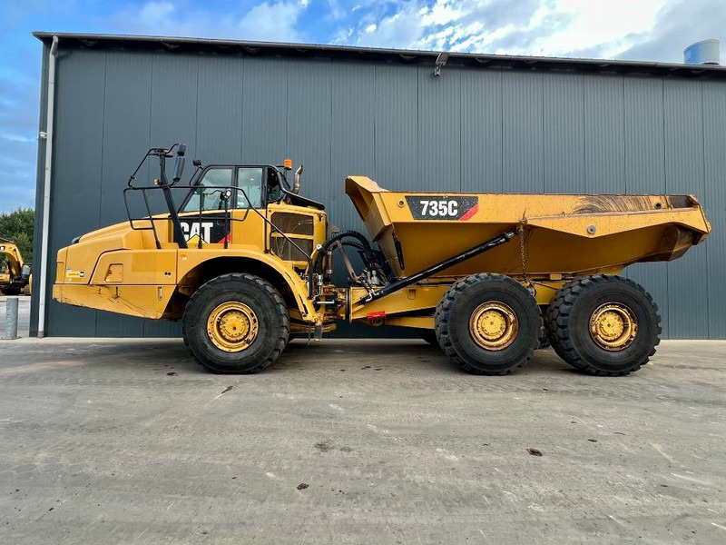 Cat 735C - Articulated dump truck: picture 2 Cat 735C - Articulated dump truck: picture 2