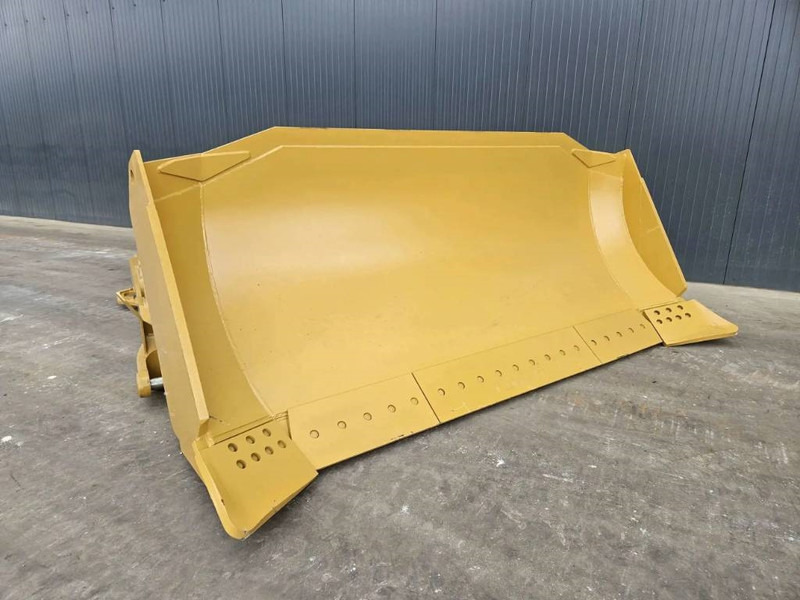 Cat D8T - Blade for Construction machinery: picture 3 Cat D8T - Blade for Construction machinery: picture 3