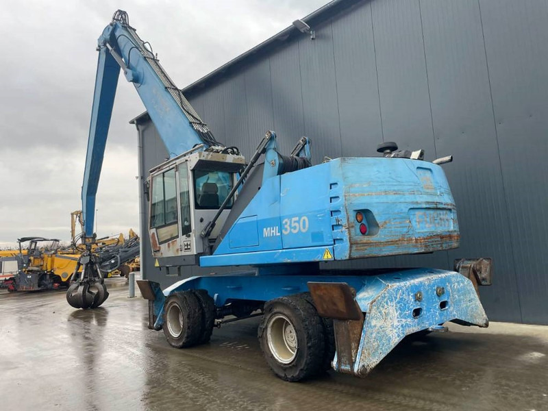 Fuchs MHL350 - Material handler: picture 3 Fuchs MHL350 - Material handler: picture 3