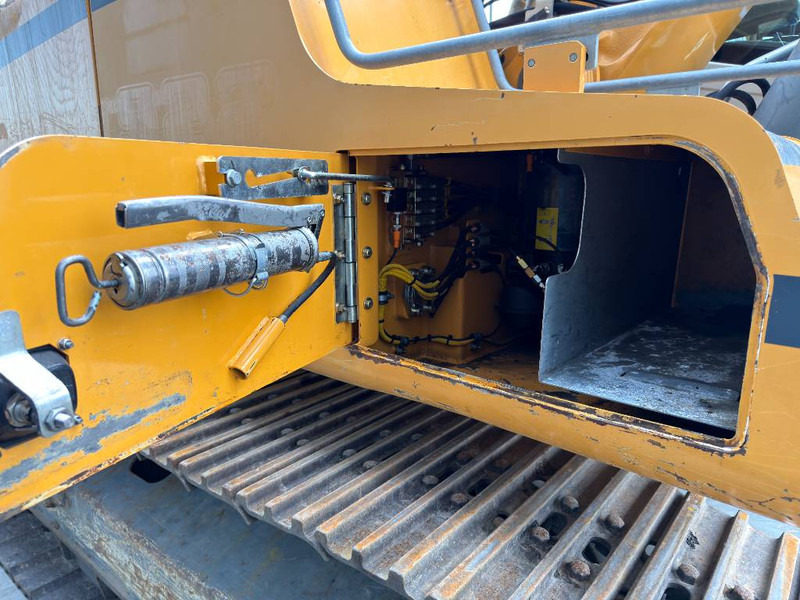 Crawler excavator Liebherr R922 SLC: picture 17 Crawler excavator Liebherr R922 SLC: picture 17