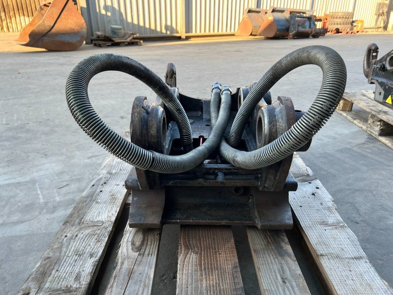 OilQuick OQ65 - 311F / 313F / 315F - Quick coupler for Construction machinery: picture 5 OilQuick OQ65 - 311F / 313F / 315F - Quick coupler for Construction machinery: picture 5