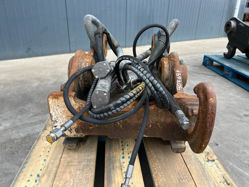 OilQuick OQ70/55 - 323F - Quick coupler for Construction machinery: picture 2 OilQuick OQ70/55 - 323F - Quick coupler for Construction machinery: picture 2