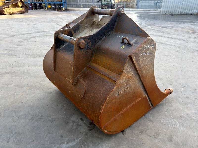 OilQuick OQ70 - Bucket for Construction machinery: picture 4 OilQuick OQ70 - Bucket for Construction machinery: picture 4