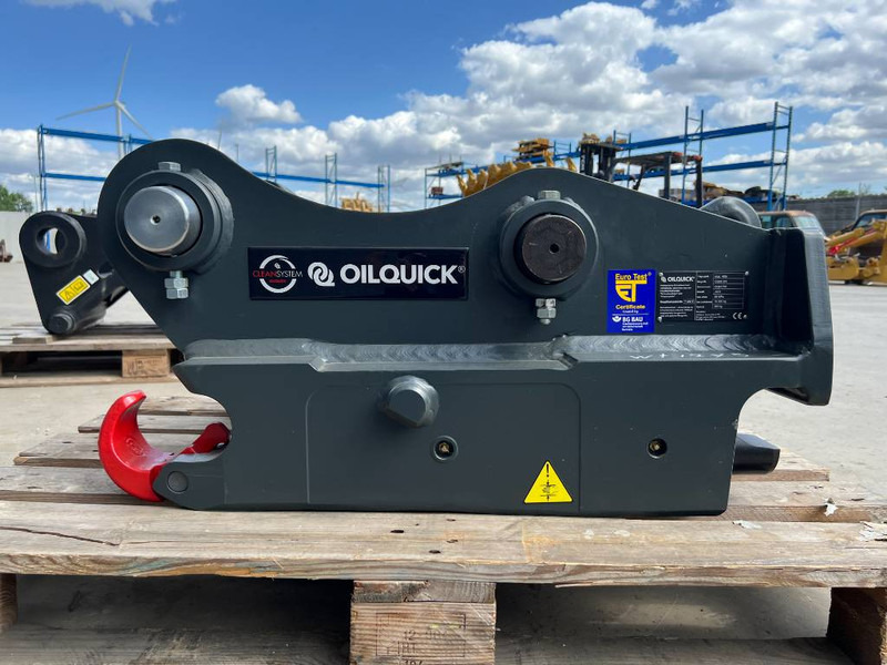 OilQuick OQ80 - 323 NG - Quick coupler for Construction machinery: picture 4 OilQuick OQ80 - 323 NG - Quick coupler for Construction machinery: picture 4