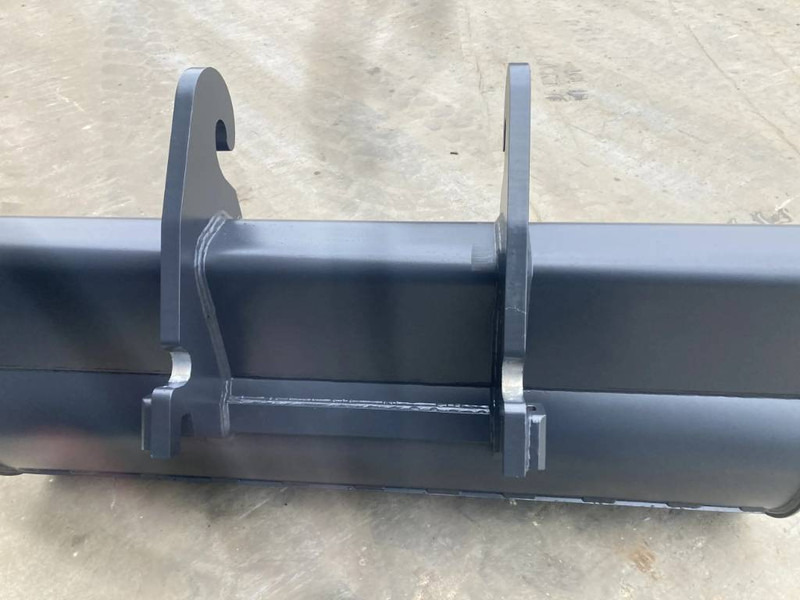 Smitma CW30 1.80m - Bucket for Construction machinery: picture 4 Smitma CW30 1.80m - Bucket for Construction machinery: picture 4