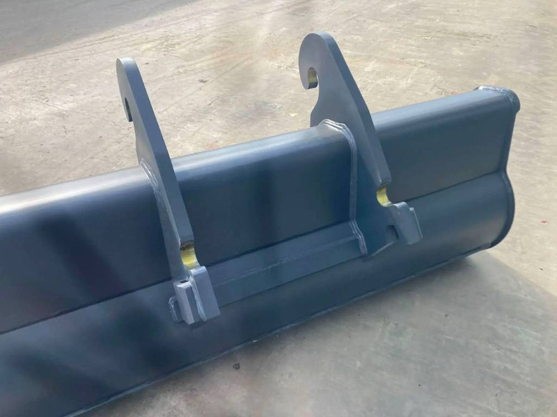 Smitma CW40 2.00m - Bucket for Construction machinery: picture 5 Smitma CW40 2.00m - Bucket for Construction machinery: picture 5