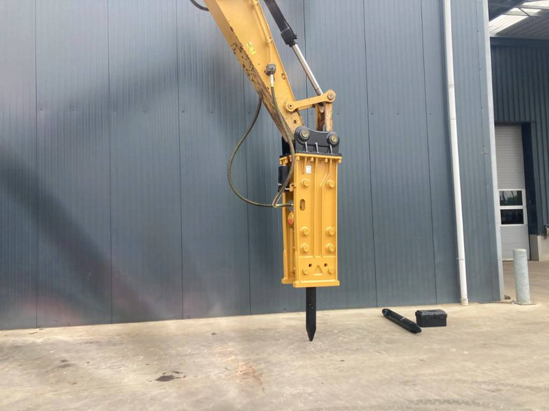 Smitma S140 / Caterpillar 320 / 323 - Volvo EC210 - Hydraulic hammer for Construction machinery: picture 1 Smitma S140 / Caterpillar 320 / 323 - Volvo EC210 - Hydraulic hammer for Construction machinery: picture 1