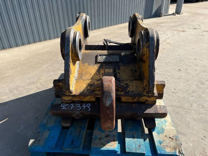 Verachtert CW45S - 329E - Quick coupler for Construction machinery: picture 2 Verachtert CW45S - 329E - Quick coupler for Construction machinery: picture 2