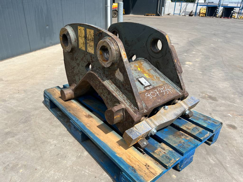 Verachtert CW45S - JS300 - Quick coupler for Construction machinery: picture 3 Verachtert CW45S - JS300 - Quick coupler for Construction machinery: picture 3