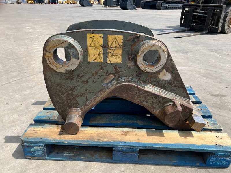 Verachtert CW45S - JS300 - Quick coupler for Construction machinery: picture 4 Verachtert CW45S - JS300 - Quick coupler for Construction machinery: picture 4