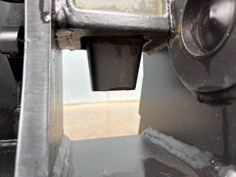 New Quick coupler for Construction machinery Verachtert NEW SW2007 - 950G / 950H / 950GC: picture 14