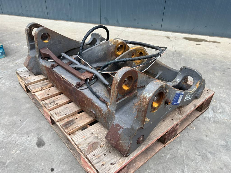 Volvo ISO / Lundberg - L120E / L120F / L120G / L120H / L - Quick coupler for Construction machinery: picture 1 Volvo ISO / Lundberg - L120E / L120F / L120G / L120H / L - Quick coupler for Construction machinery: picture 1