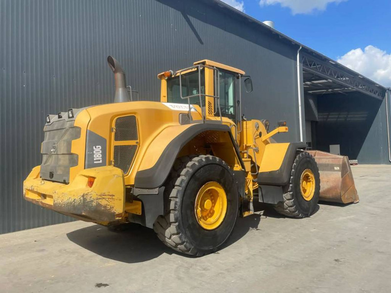 Volvo L180G - Wheel loader: picture 4 Volvo L180G - Wheel loader: picture 4